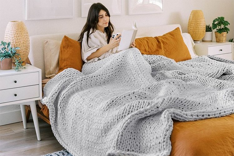 The Best Weighted Blankets in 2024: A Guide to Comfort and Sleep Wellbeing