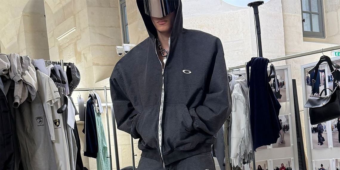 Balenciaga Releases Its Fall 2025 Collection: A Bold New Era for FashionBalenciaga Releases Its Fall 2025 Collection: A Bold New Era for Fashion