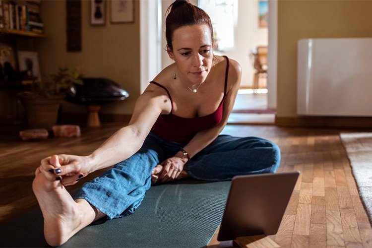 How to Start Yoga at Home: A Beginner's Guide